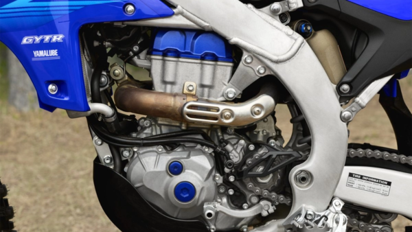 2027 YZ450 FX - Gallery Image 10