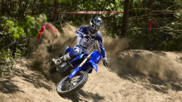 2027 YZ450 FX - Gallery Image 15