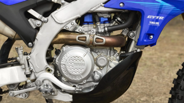 2027 YZ450 FX - Gallery Image 9